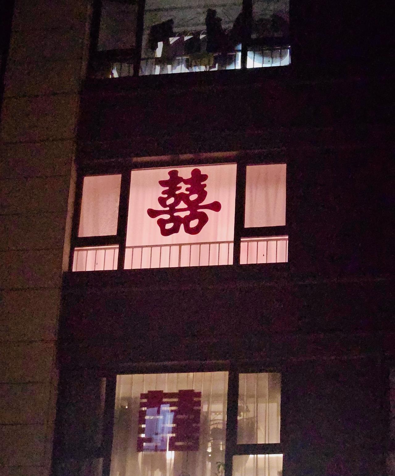 刘震云：
爱有分寸，心软是病， 情深致命 。不管一个女人多漂亮，身材多好，你俩关