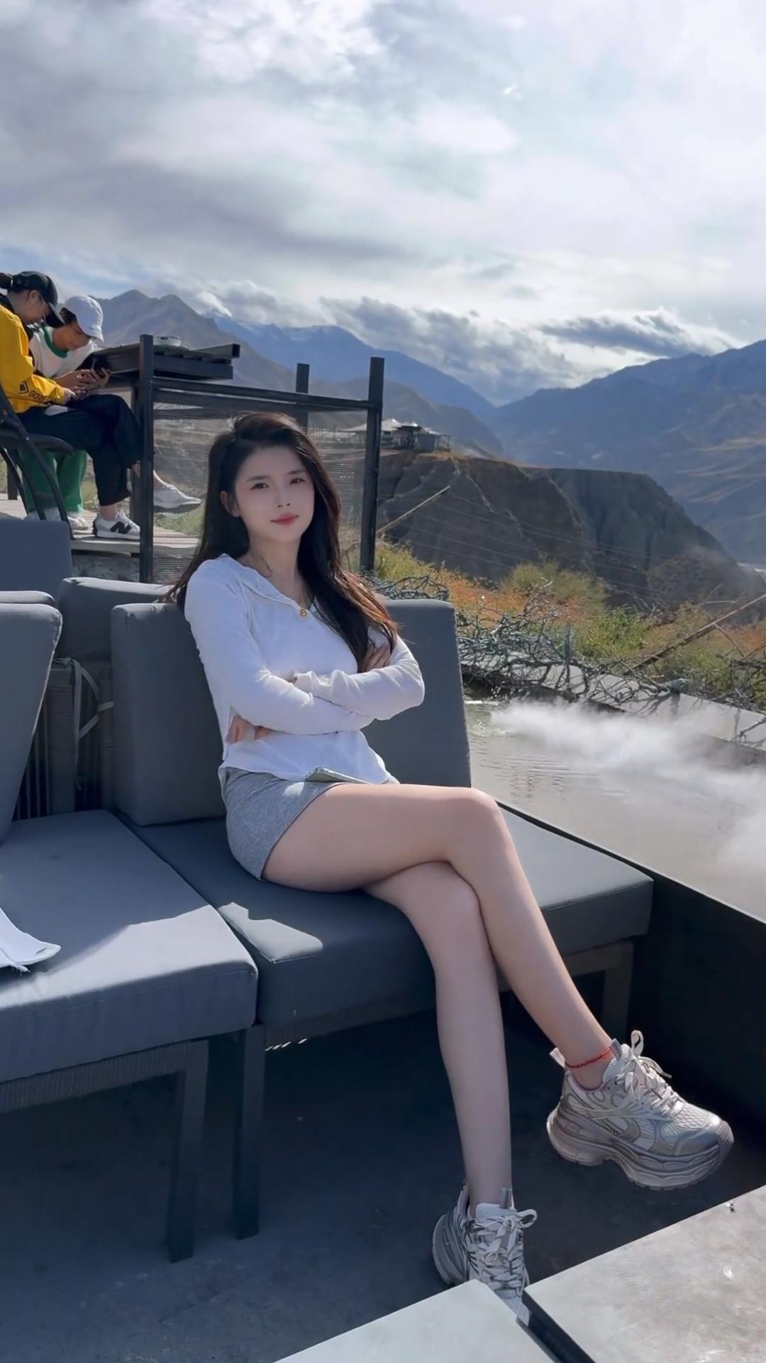 更新生活，保持好心情，万事皆𝒐𝒌！有哪些美女让人过目难忘？ 美女究竟能有多美