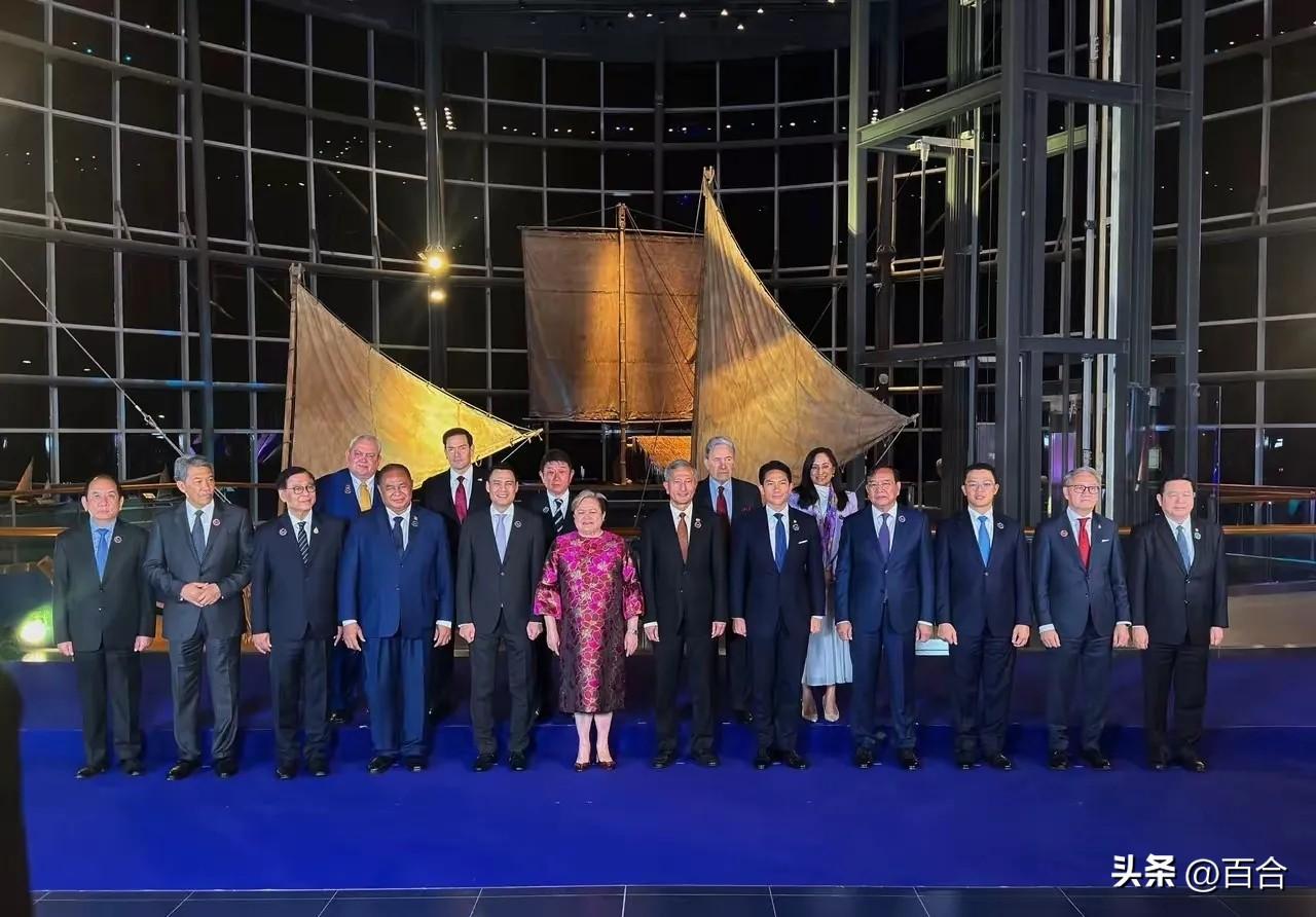 菲律宾举办东盟外长会开幕欢迎晚宴，中国外交部长王毅没有出席开幕欢迎晚宴，俄罗斯外
