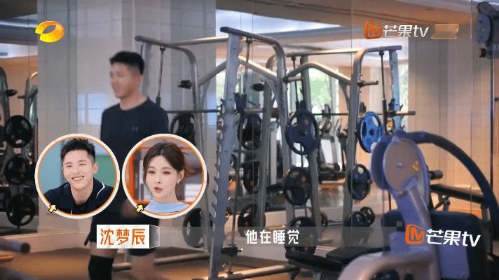 总裁助理谁当谁难受老板是新人 老板活力满满当新人，助理累到灵魂出窍，这班谁爱上加