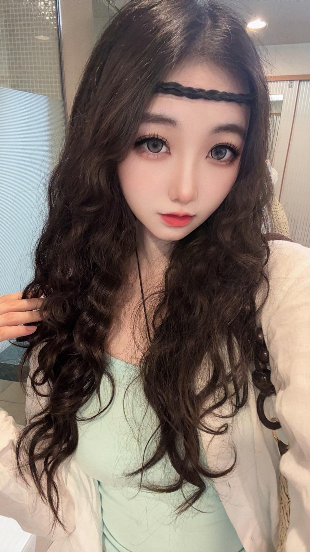 主人、您的肉肉女朋友请签收。