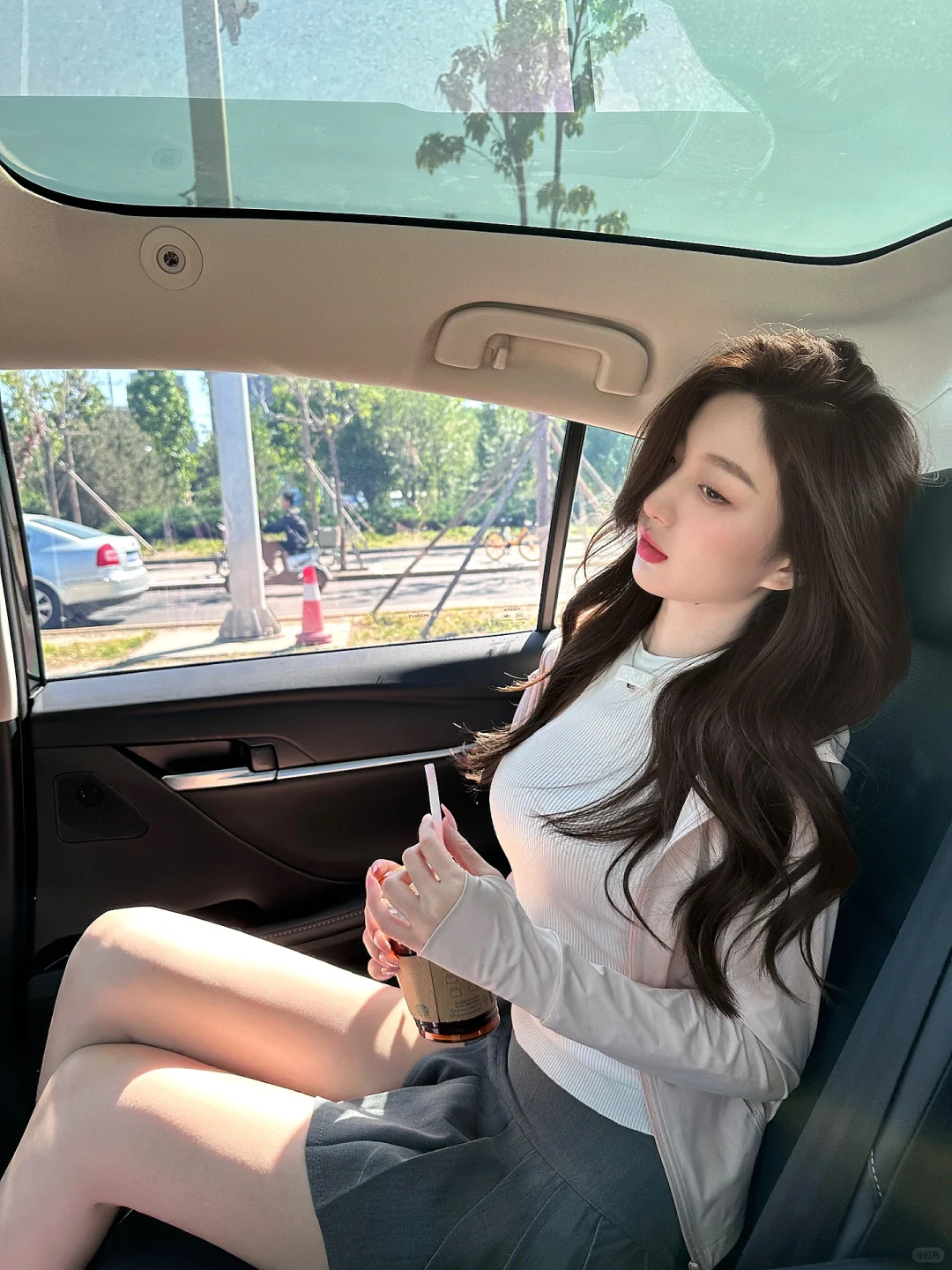 阳光明媚 我也是☀️