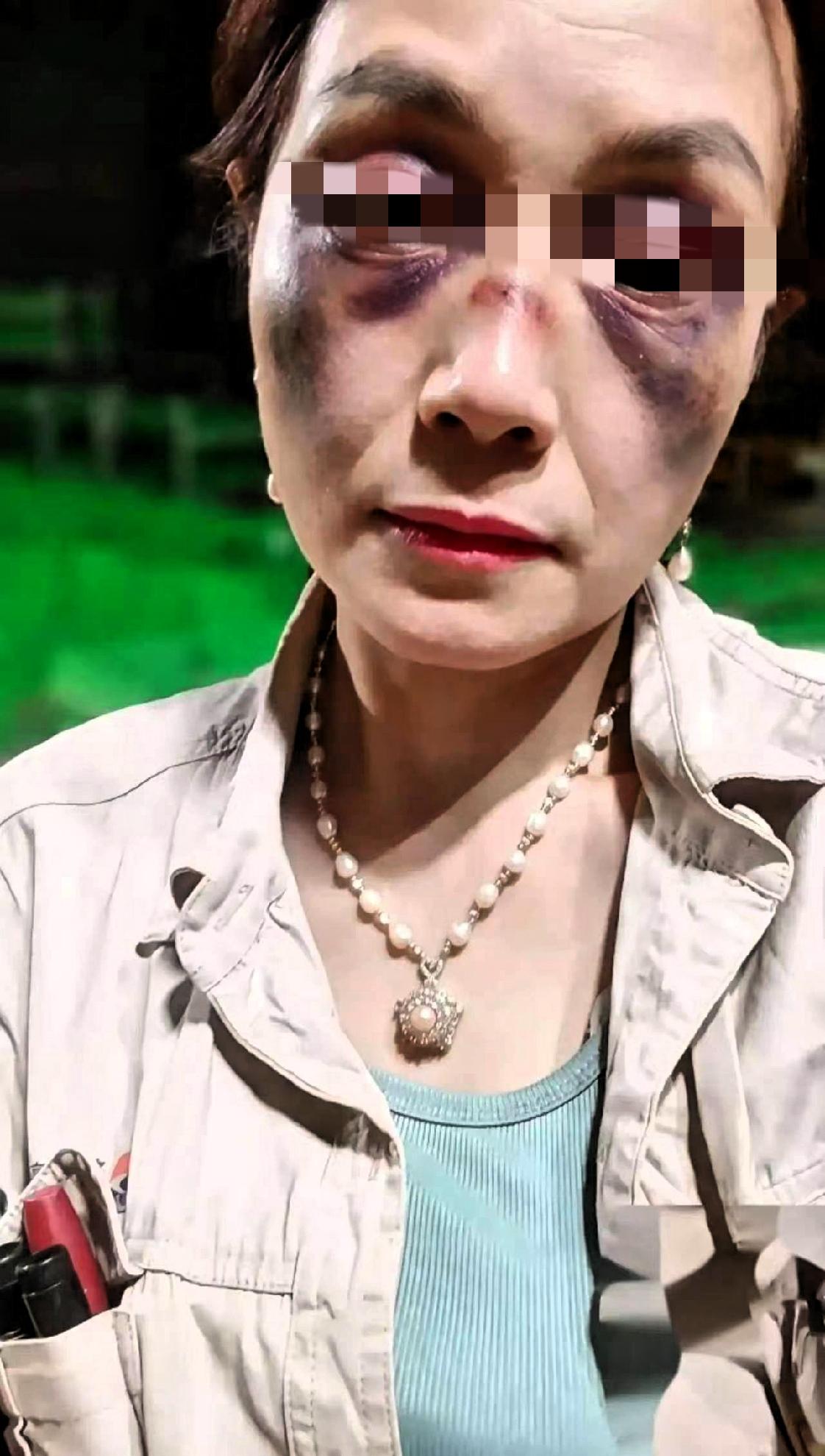 大排档那档子事，想必不少人都刷到过吧？
 
一位36岁离异女同事，加班结束后和男