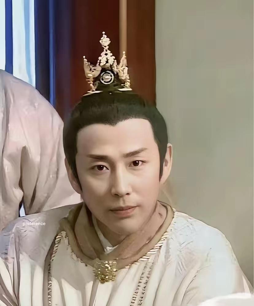 大嘴巴王家卫和秦雯的录音第三次来了。现在他们换人了蛐蛐，居然蛐蛐​陈道明了，不知