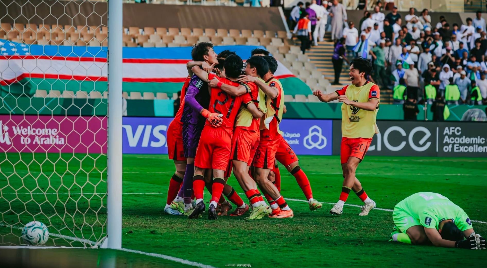 李昊未来可期 申花再次向西海岸再次报价李昊。U23亚洲杯前，申花就看上了李昊，西