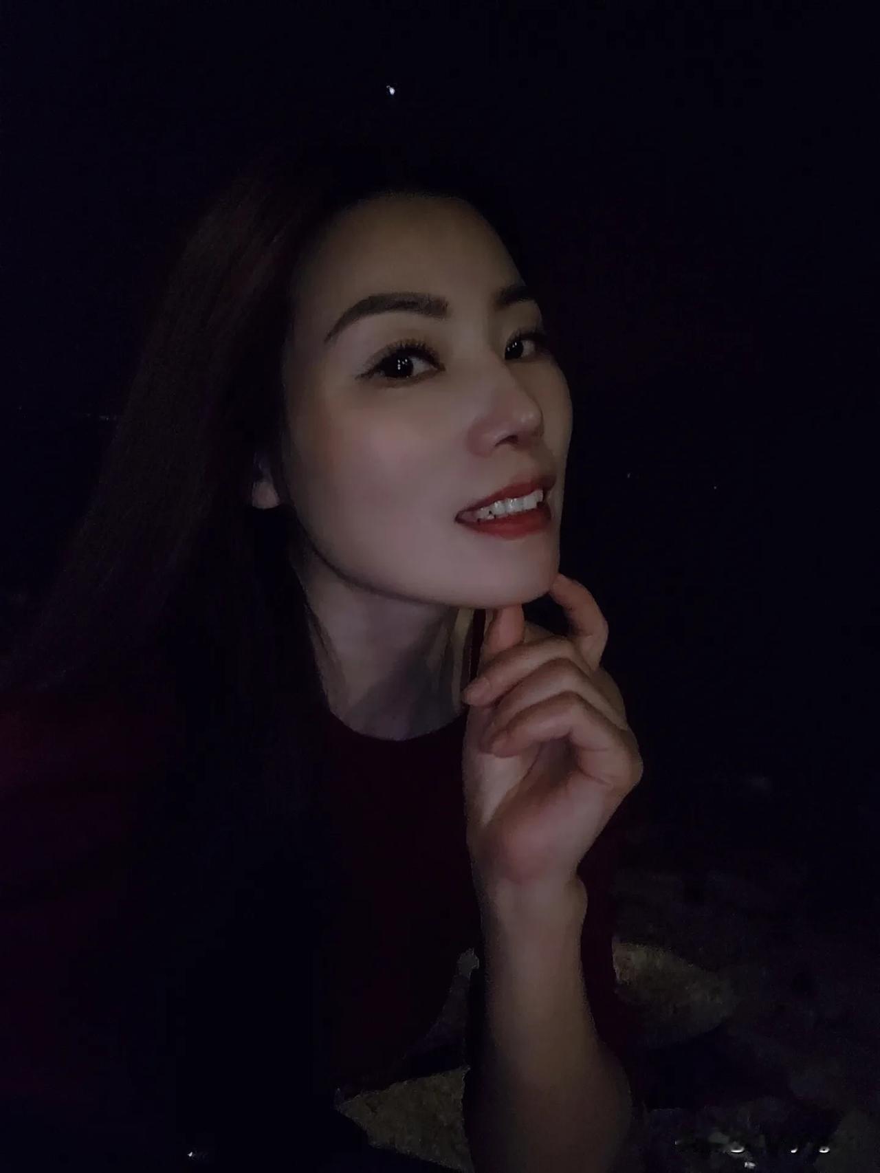 心中有热爱，眼中有光芒，生活，处处是风景。生活本有诗意