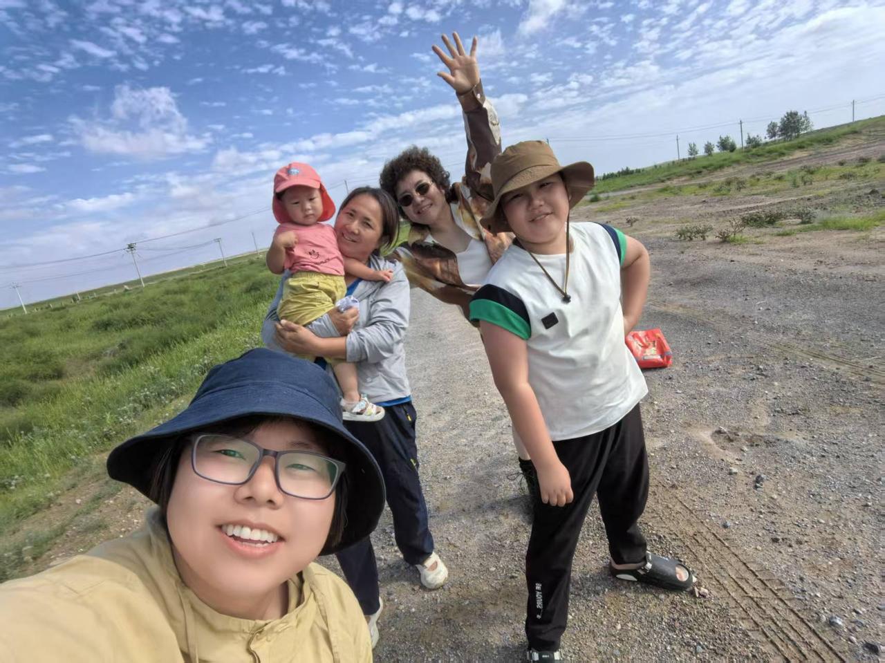 莫等，白了少年头

等我有了钱一定要给自己买一件皮衣；等我有时间一定去人间天堂般