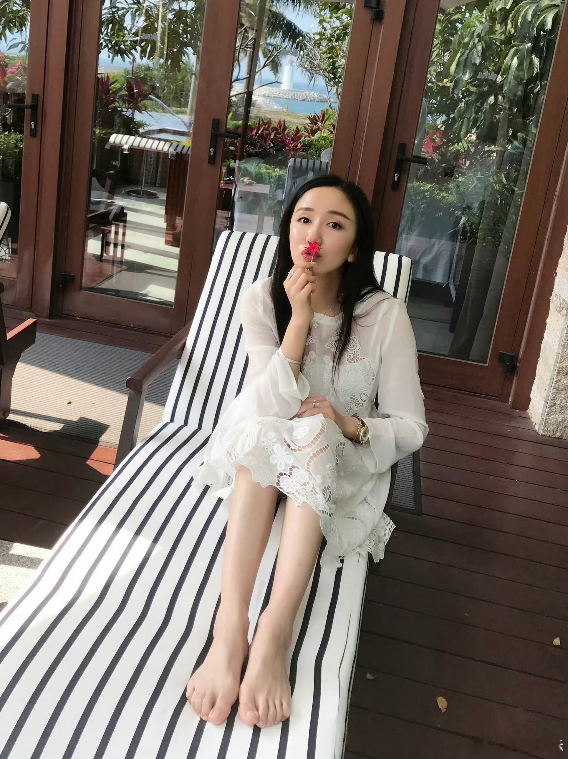 娄艺潇内娱讨薪综艺优酷推动重启 心疼当初的黑工七子，白干活拿不到酬劳，还好优酷出