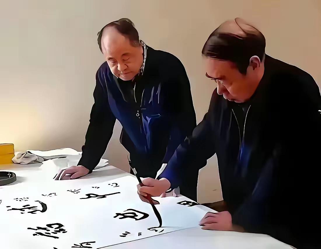 时势造英雄，遮地皆文人。
