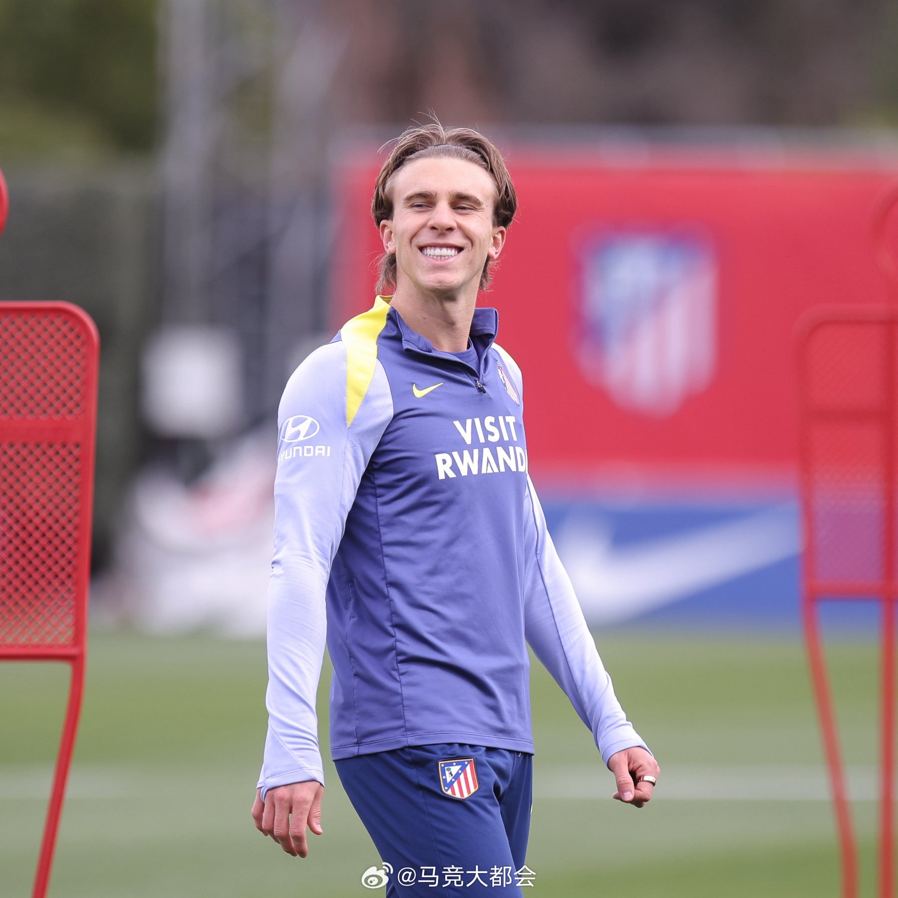 巴里奥斯回来了！ 