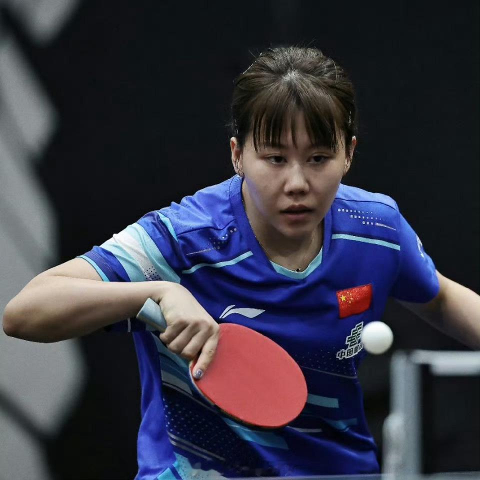 陈幸同3比0袁嘉楠WTT横滨冠军赛女单1/16决赛，陈幸同3-0战胜袁嘉楠，取得