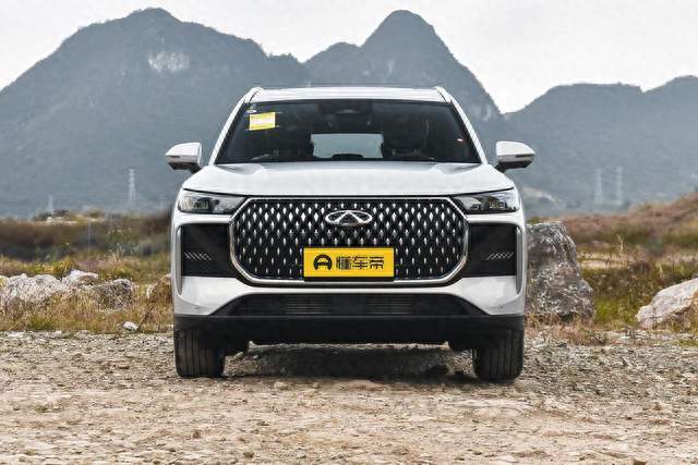 十万级燃油 SUV 天花板，第五代瑞虎 8，家用无短板