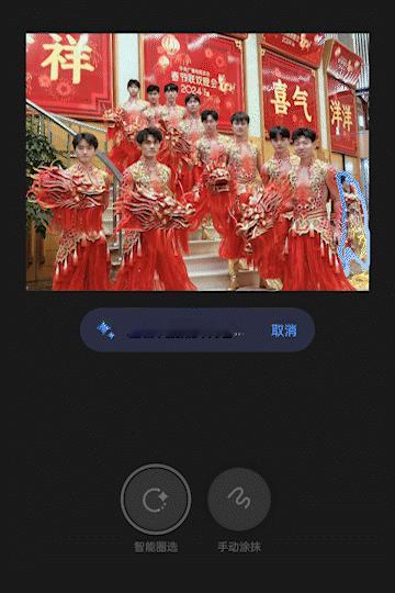 OPPO的 AI消除功能这是已经明显领先于同行了呀，最近央视新闻视频就展示了OP