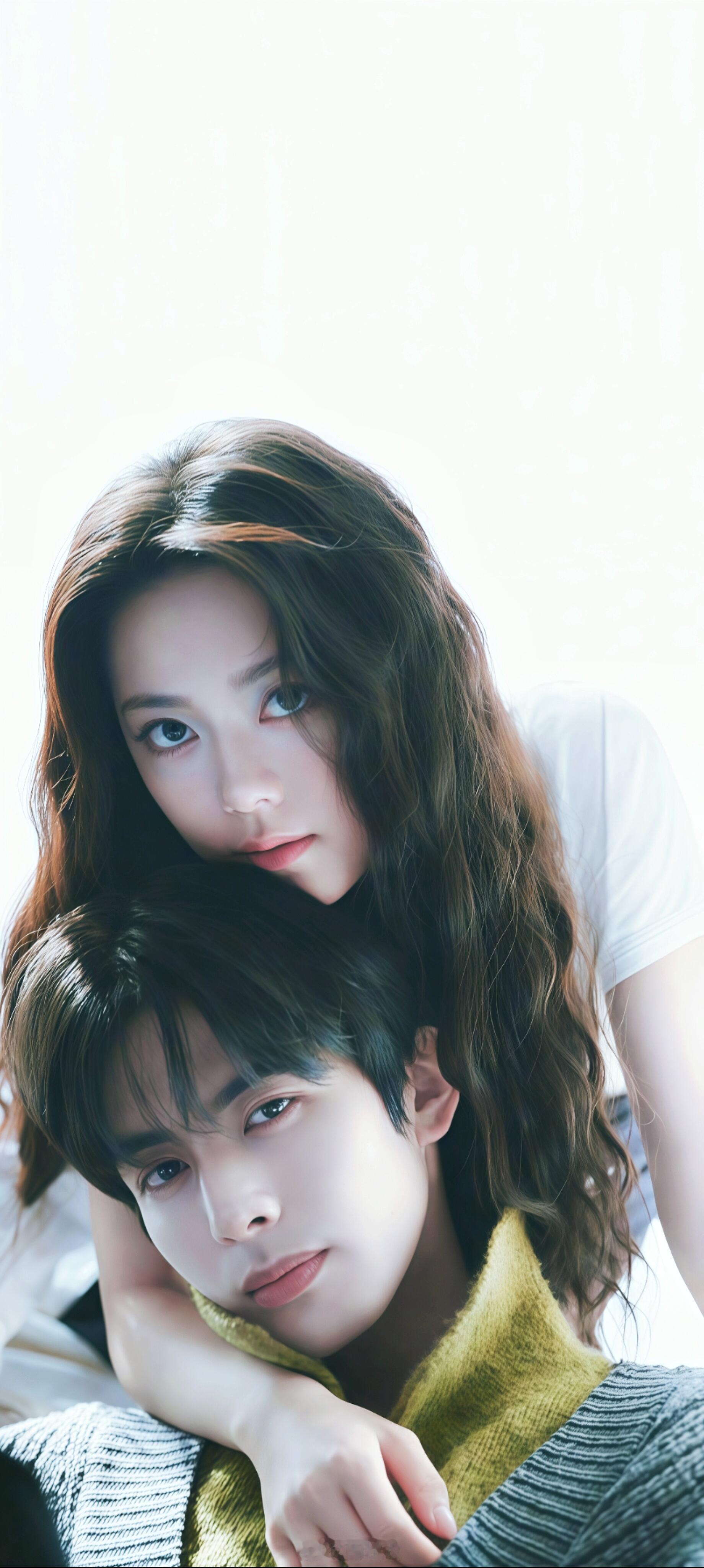 骄阳似我 壁纸来自时尚芭莎的壁纸林屿森&聂曦光 