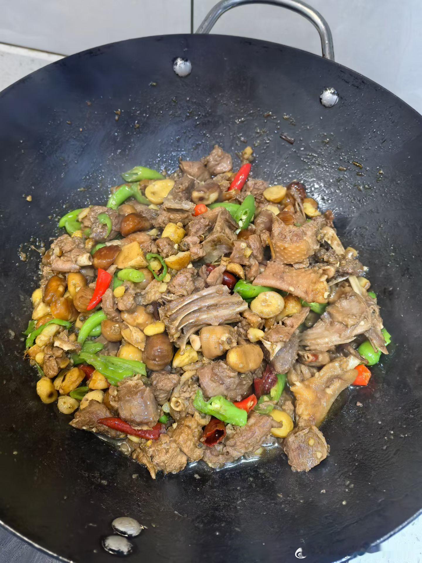 味道巴适得很🥹，不错嘛！这手艺！下饭菜！嘻嘻！  ​​​