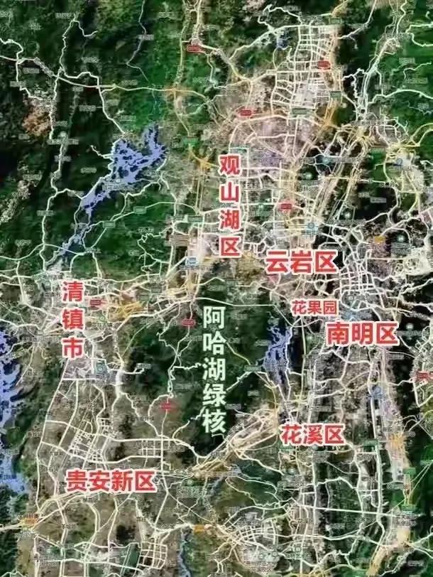 贵阳这个规划看起来就是为大贵阳，大城市准备的。
照去年的人口增长速度再过二十年的