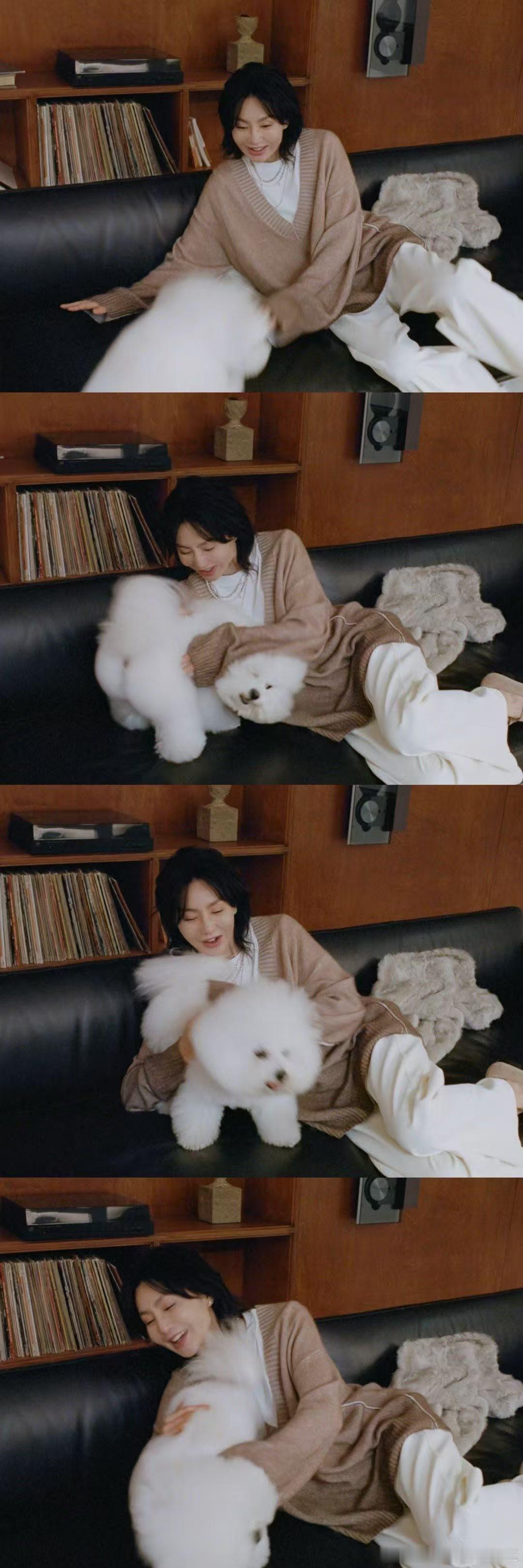 张曼玉61岁状态 张曼玉现在的松弛感，是经历过繁华之后的回归。她见过聚光灯下的自