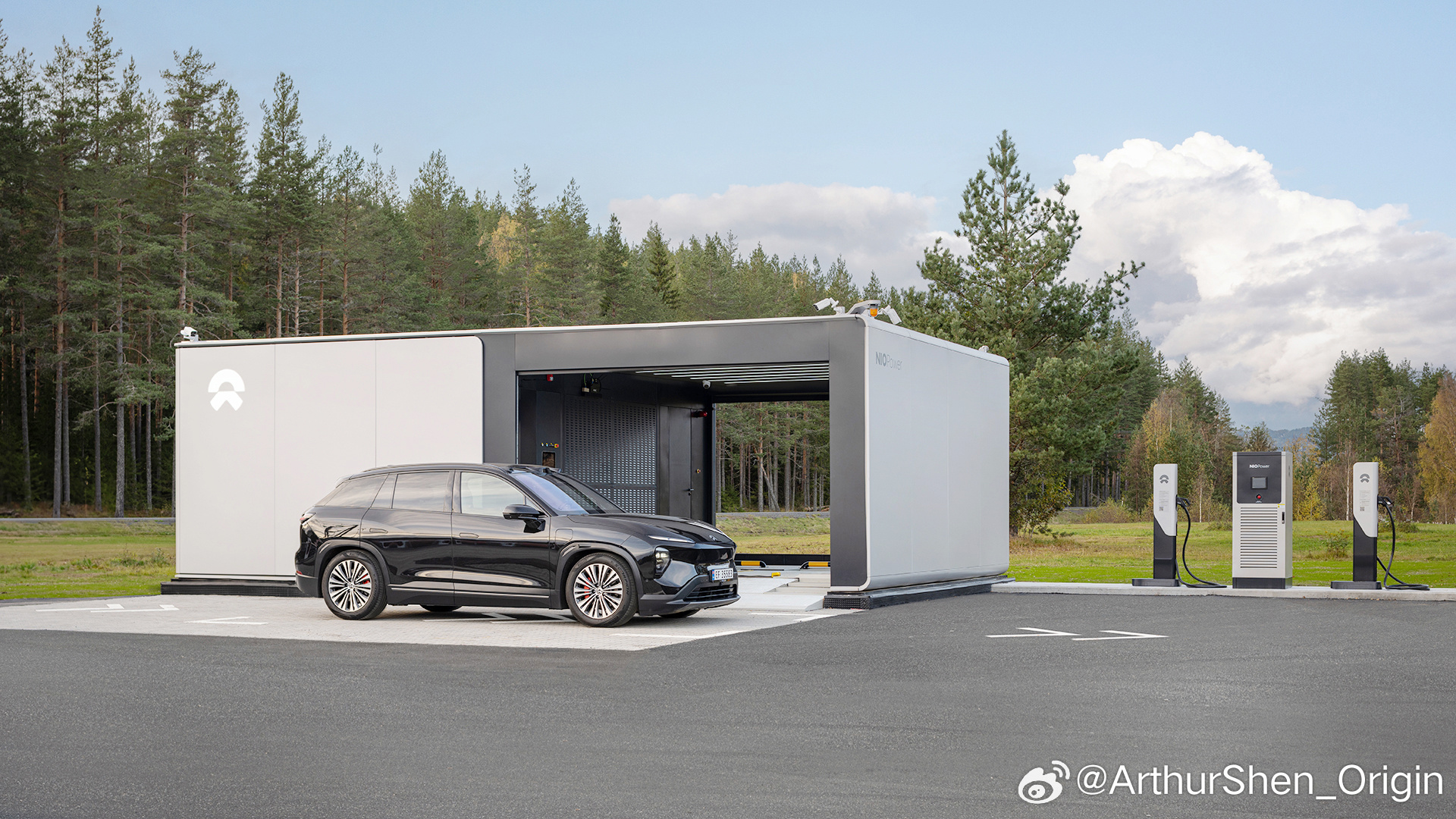 蔚来欧洲 先享受的人已经为自己省下了47个小时。这位挪威车主现身说法，告诉大家换