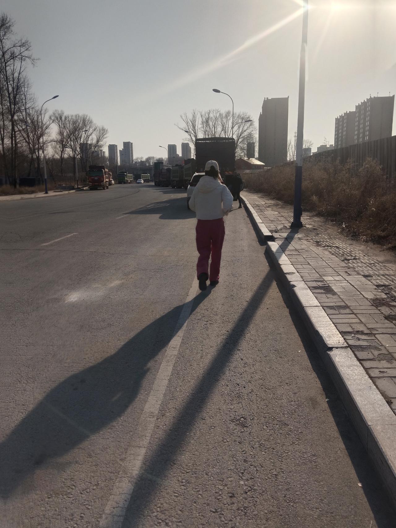 运动则无敌，但也不能过了，尤其还是岁数大了！不能过量过激，过犹不及！每个人的血管