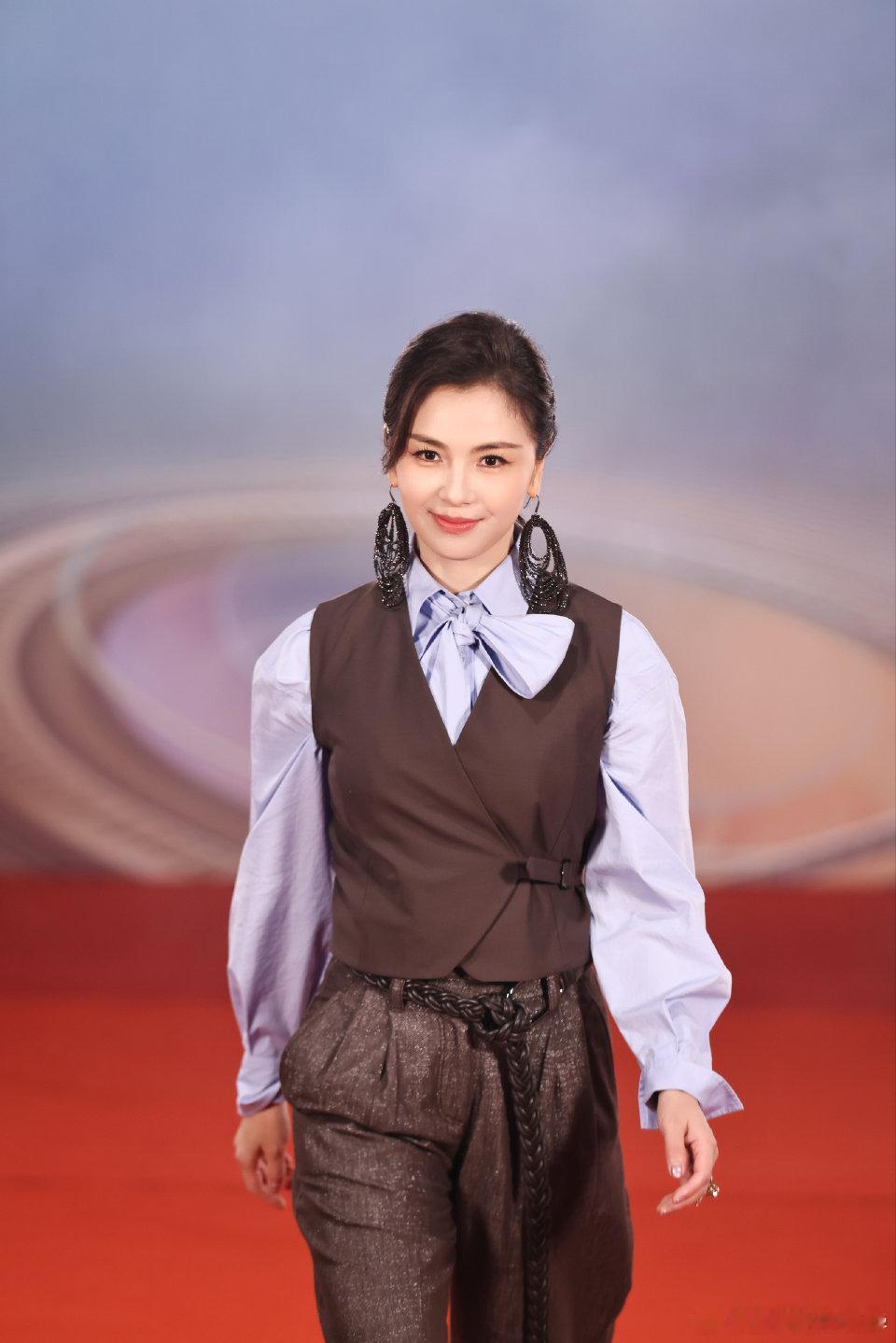 刘涛你还是太全面了 救命！刘涛在无限超越班 又双叒叕圈粉了！演技精湛、唱功了得，
