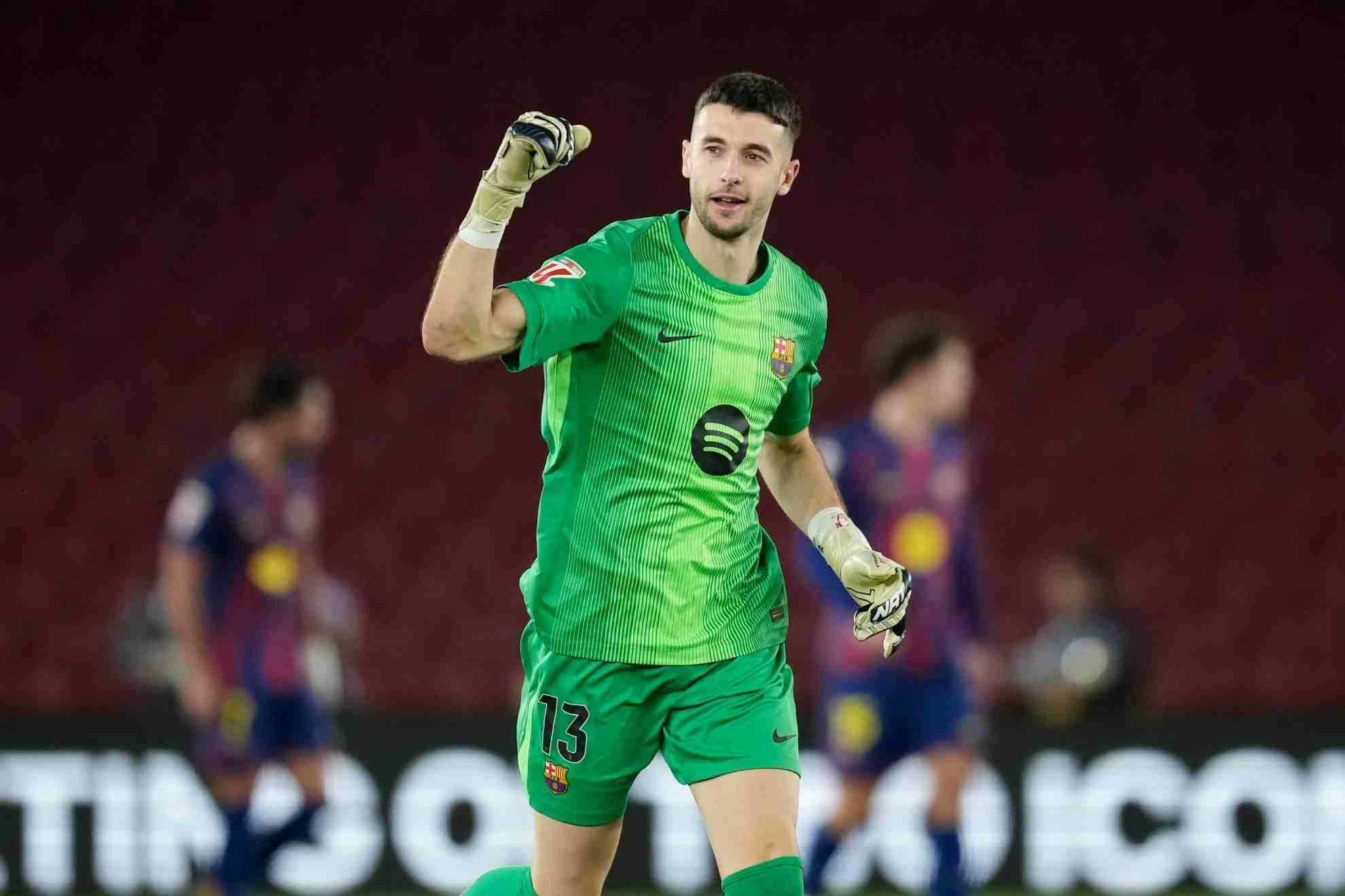 为什么巴萨和西班牙人是死敌？不仅仅是同城对手，更是不同派系的争夺。众所周知加泰罗