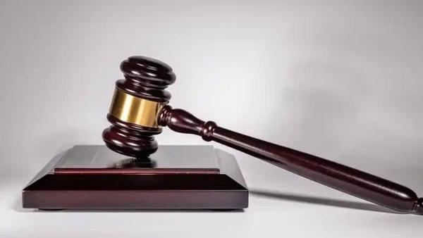 福建法院依托百日执行攻坚等专项行动，全年执行工作稳中有进、进中有新。法院强化失信