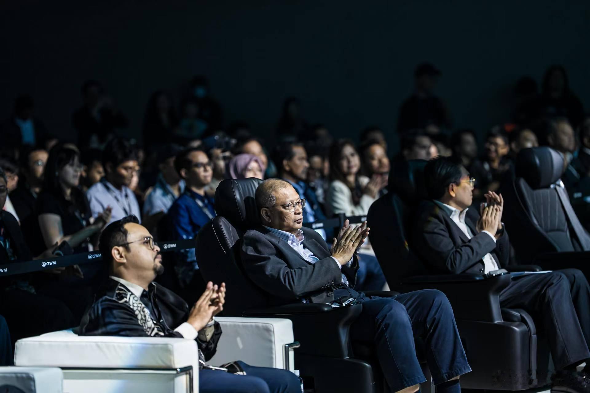 长城汽车旗下豪华品牌WEY推出的全新MPV车型G9于1月29日正式在马来西亚上市