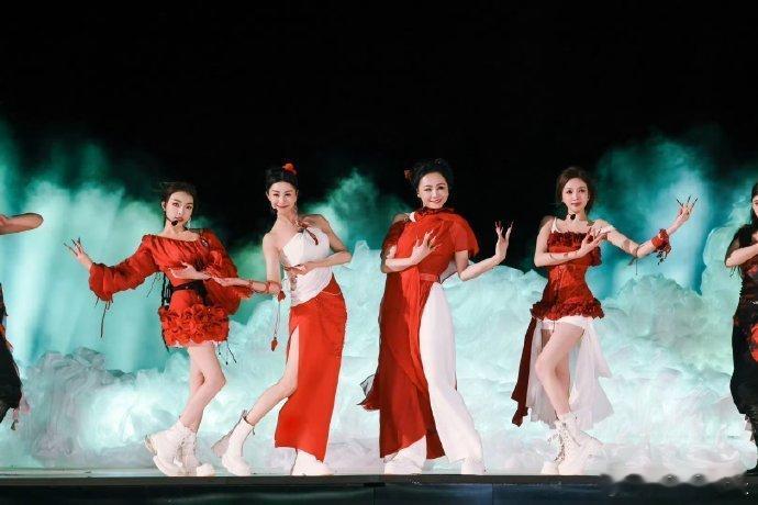 乘风2025成团夜暂定6月7号 梦幻成团夜即将来袭！从初见面的青涩到如今的王者风