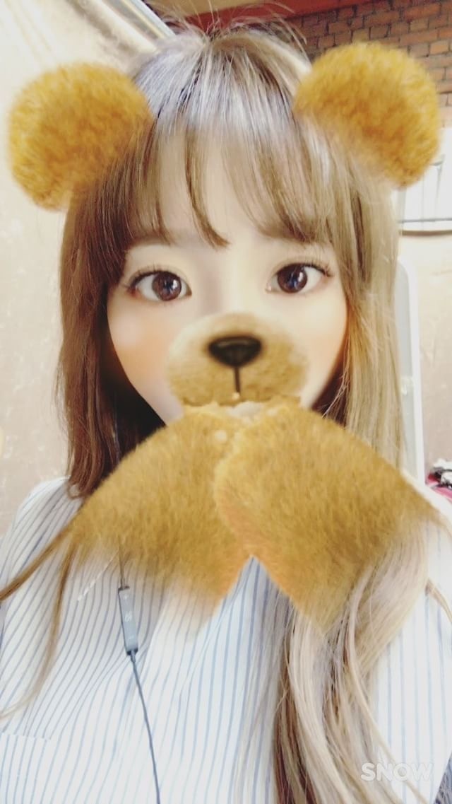 考古就会为老公以前ins story落泪😢特别喜欢各种奇怪特效的宝宝🥺 ​​