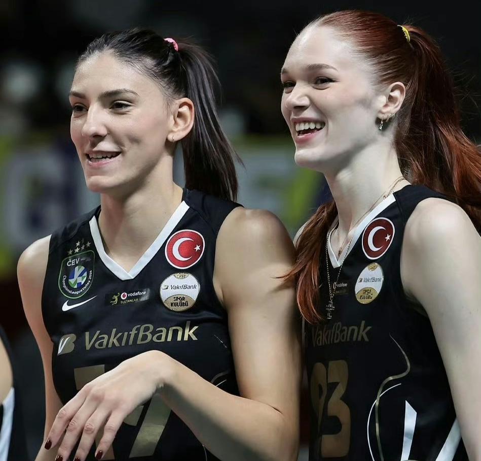 马尔科娃和博斯科维奇太猛了，完全碾压跑娃和瓦尔加斯！欧冠半决赛科内利亚诺悬了！朱