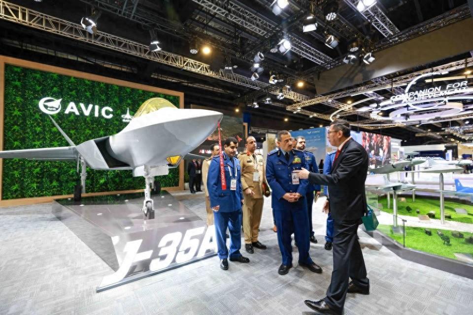 中东的局势从来都牵连着世界的目光，美伊的持续对峙让这片区域的力量格局悄然生变。