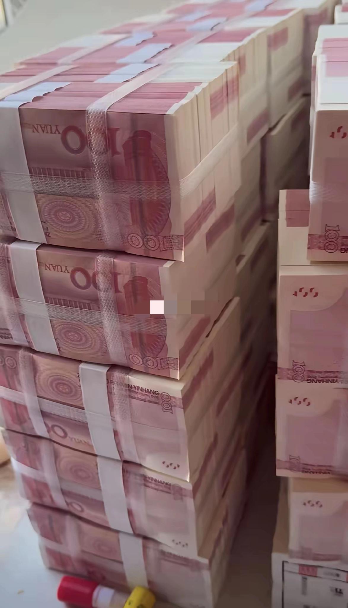 整整800万正在打包，准备以最快的速度送到你家去。再忙，都请你签收一下。可别说一