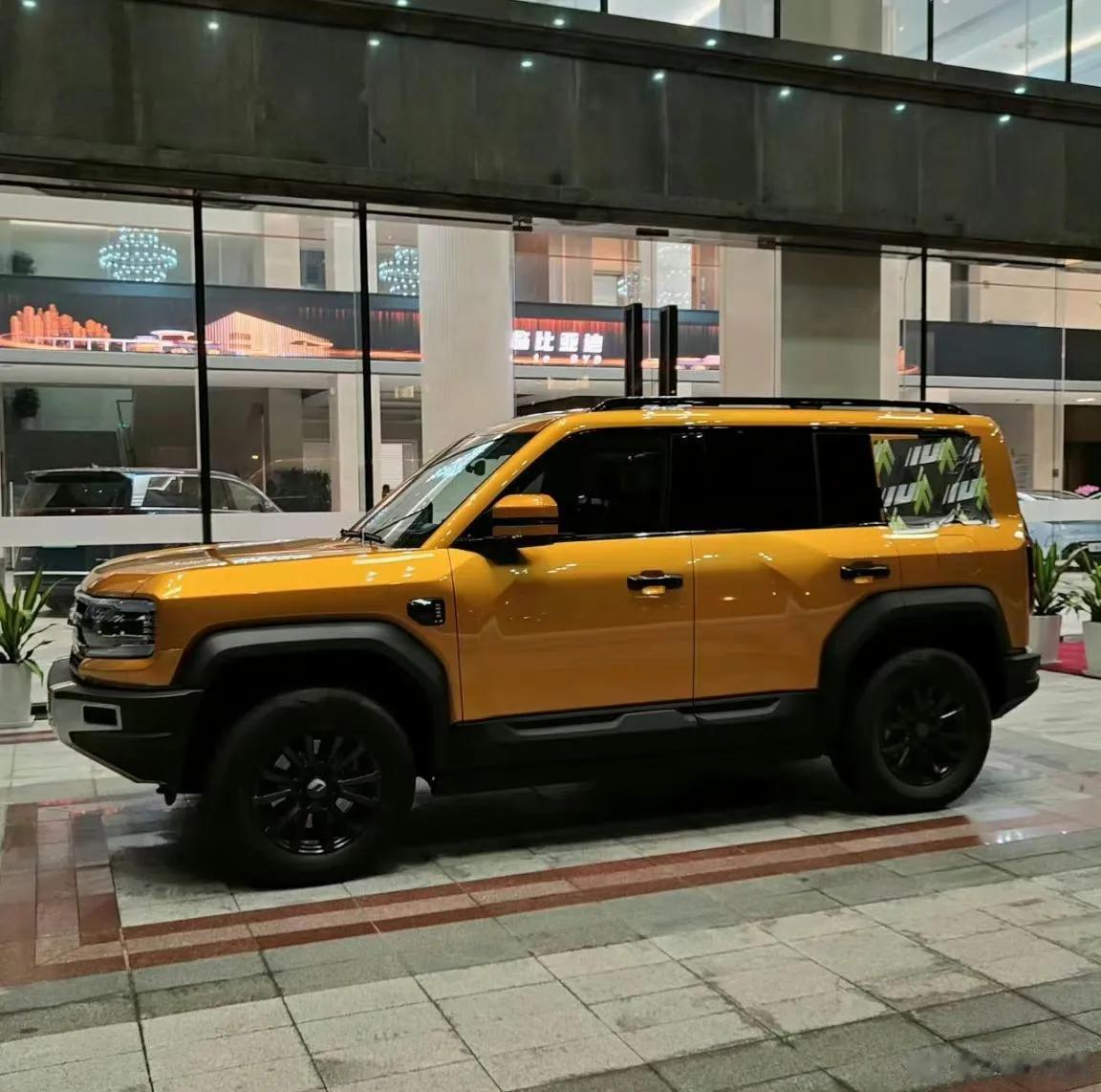 比亚迪家的硬汉要出马了[吐舌][吐舌]比亚迪方程豹5将搭载比亚迪最新混动系统DM