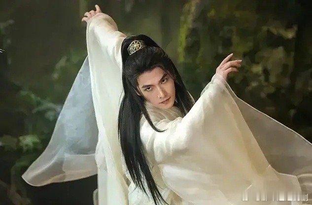 《凡人修仙传》：韩立的修仙路，修的是什么？满是辛酸和孤独……韩立初入黄枫谷，只是