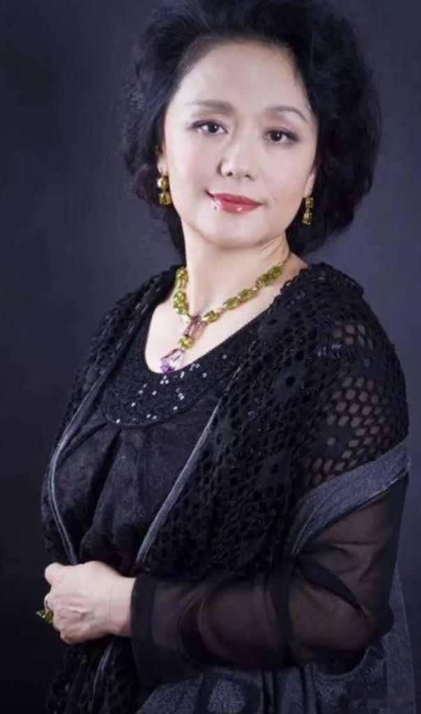 坚毅的女人→著名演员廖学秋