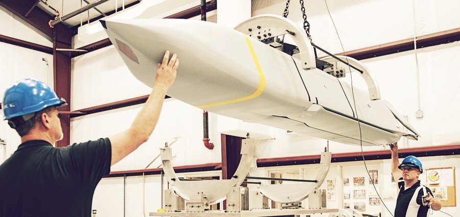 AGM-158B2升级了JASSM-ER，以解决陈旧和升级系统的问题，包括任务控