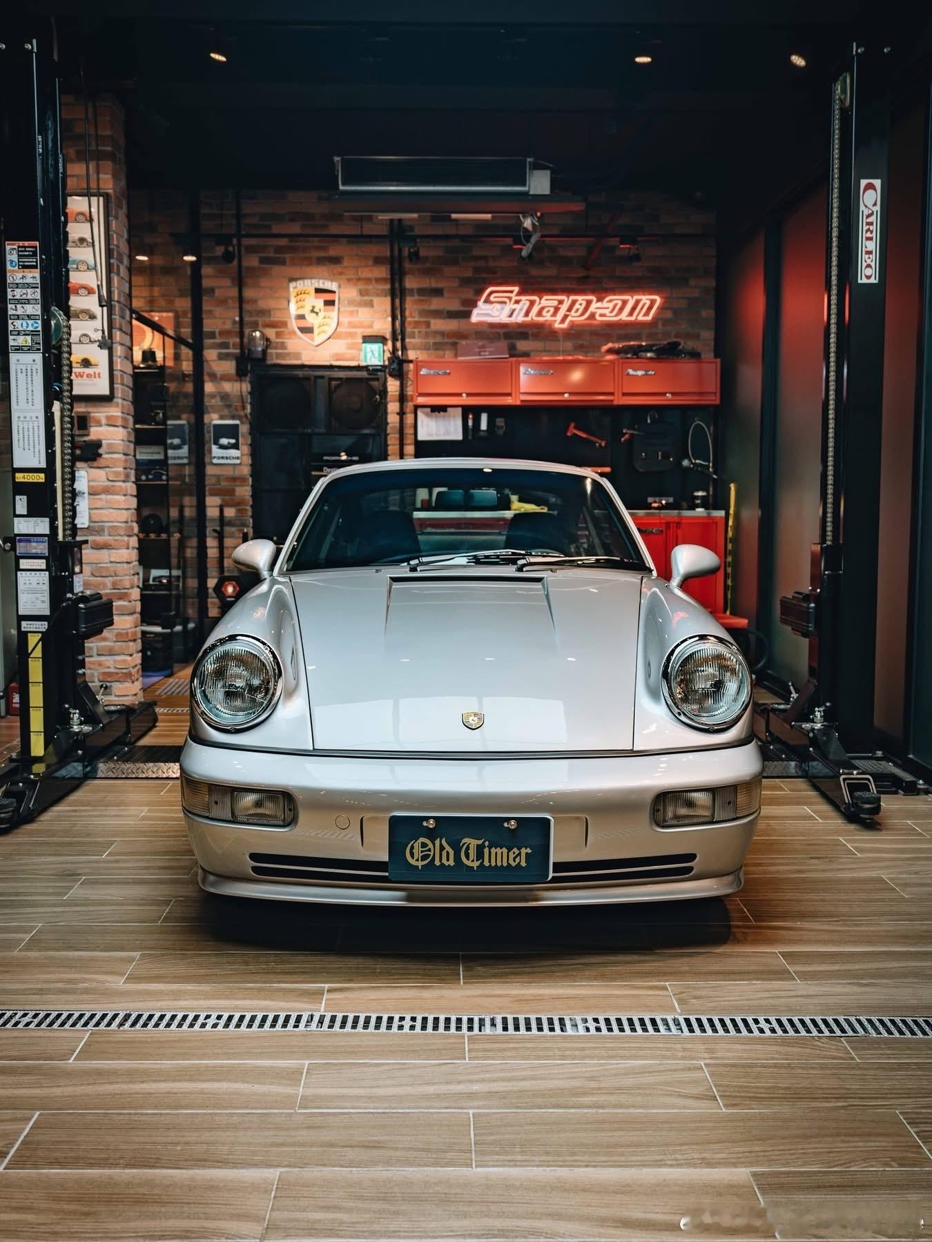 台湾老车🇩🇪Porsche 964 Carrera 2 ​​​