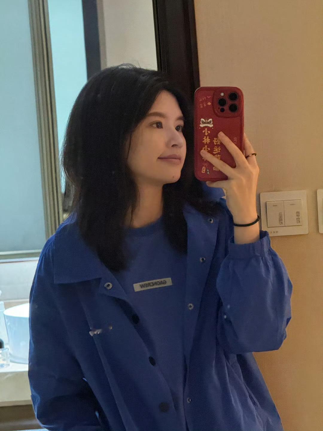 林思意宝宝在外工作要照顾好自己的圆脑袋昂～圆圆的脑袋 ​​​