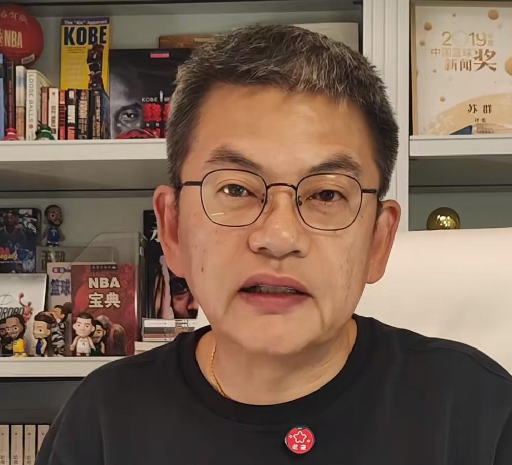 快讯！快讯！
 
NBA当值裁判组突然宣布了改判：这一回合调整为防守方阻挡，热火