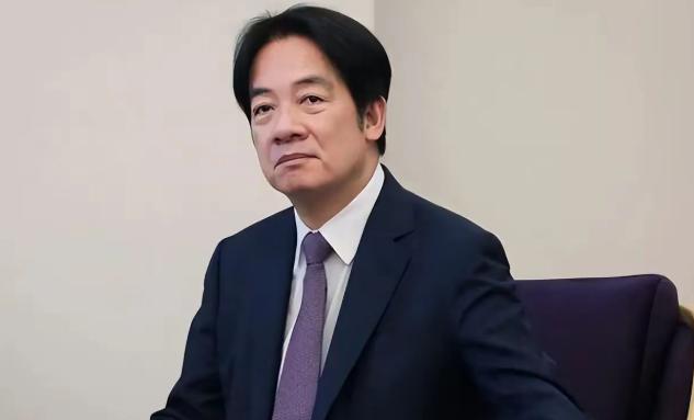 [微风]赖清德天天喊着“抗中保台”，结果台军前负责人冯世宽直接当众打脸，说自己是