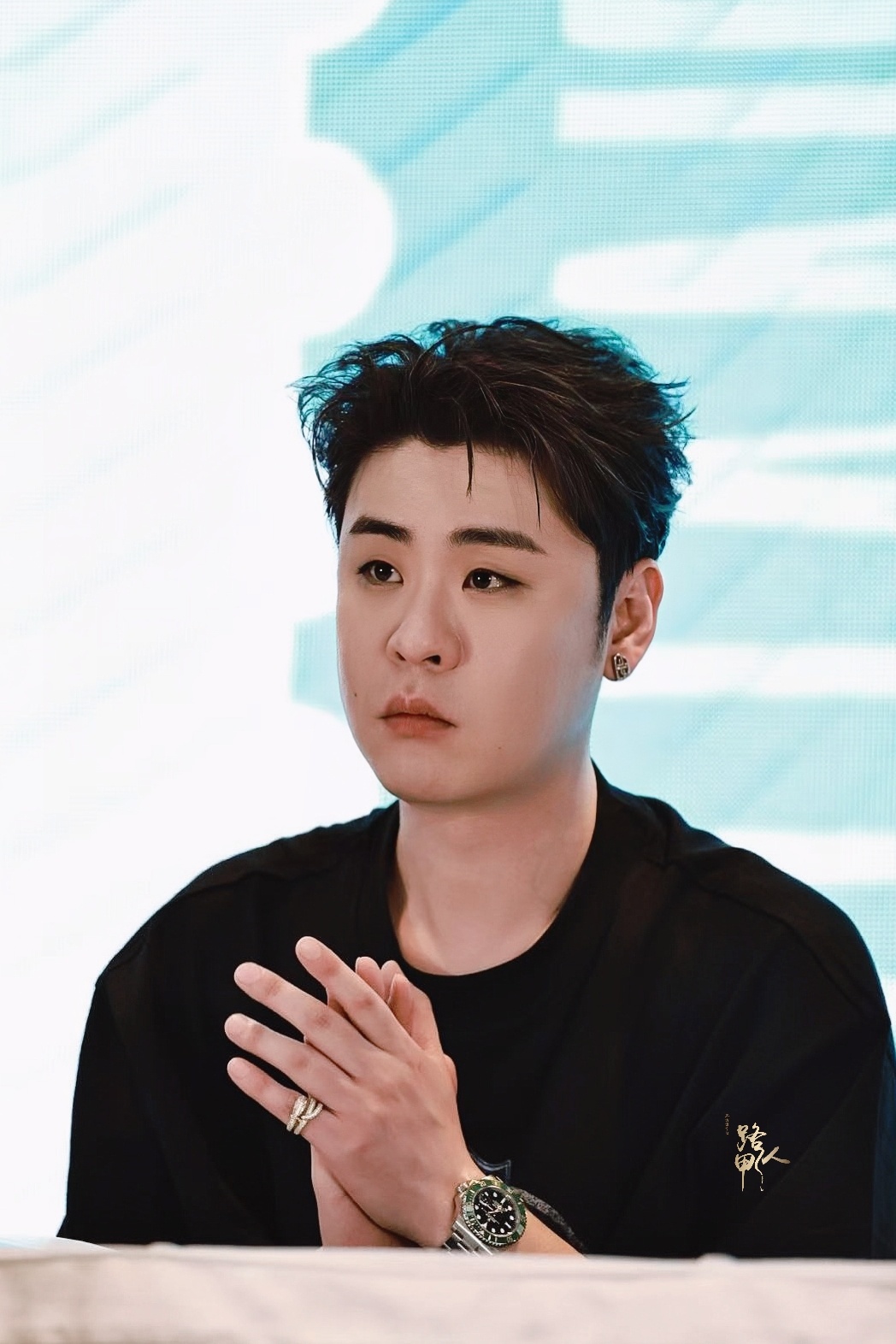 张云雷张云雷靠近你演唱会 赤忱的眼神温柔的眉眼谁能拒绝这样一个张云雷晚安