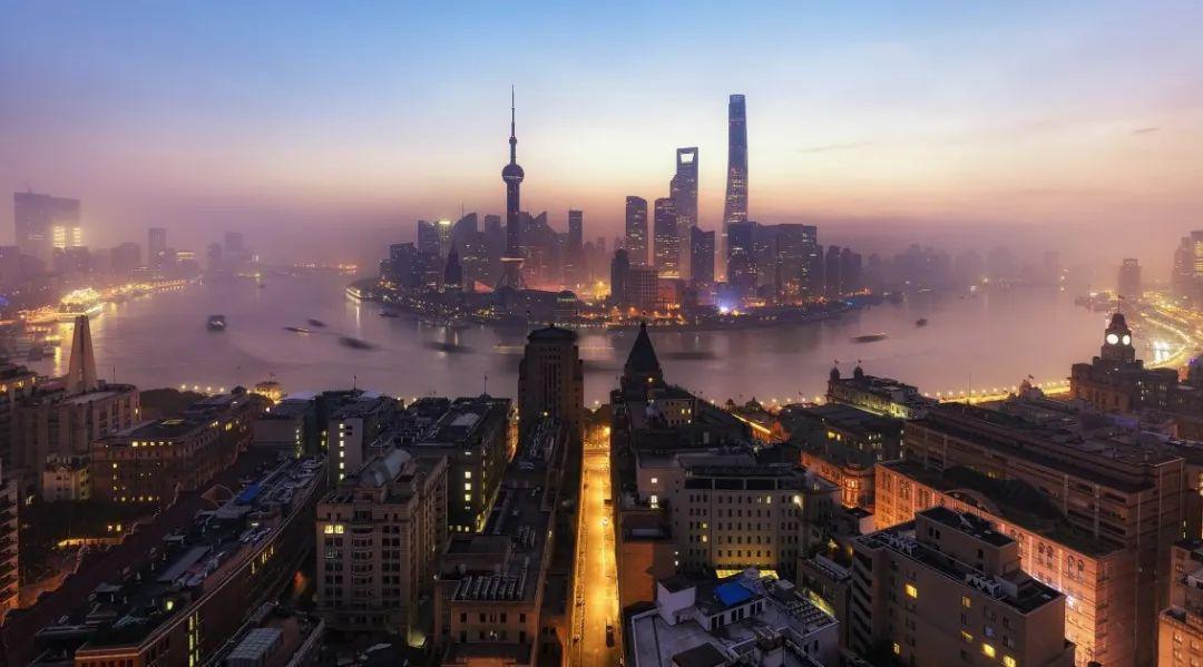 中国到底还算发展中国家吗？欧洲一些人抱怨说，我们一个国家的GDP还没有中国一个省