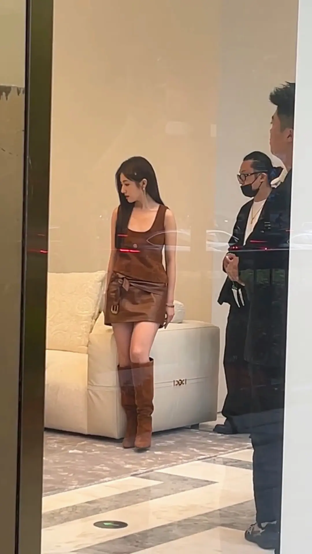 啊啊啊啊绝美骨相