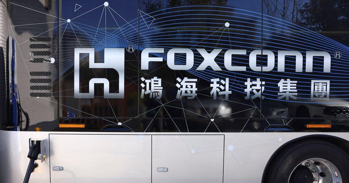 [To learn English]
Taiwan's Foxconn, the