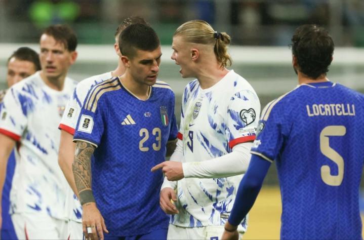 这是穆里尼奥教他的吗？29岁的意大利中后卫，涉及在比赛中对挪威中锋哈兰德有暧昧动