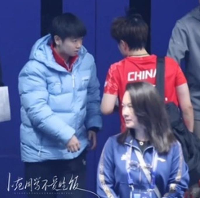 哈哈哈哈哈哈莎姐:🐮你应该不冷吧 