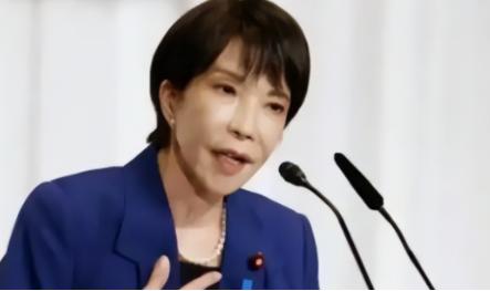 中国停水产、减航班、接走大熊猫，外界全在等日本低头服软。可面对对华出口暴跌的账单