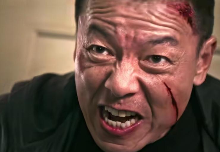 苏洪宝撕掉去三亚的机票，转身替兄弟咽下最后一颗子弹。
王挺用演技把黑道义气钉进观