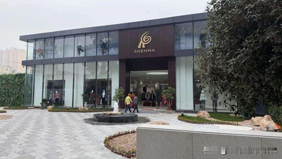 神马，神马也要生产服饰啦！神马尼龙66首家旗舰体验店落地建设路与新华路交叉口西南