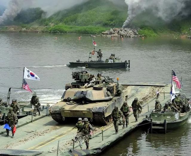 #朝鲜韩国局势#  惊爆！朝鲜下令八个全副武装炮兵旅进入射击准备状态，韩国也不甘